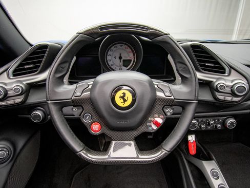 Used 2017 Ferrari 488 Spider RWD image 7