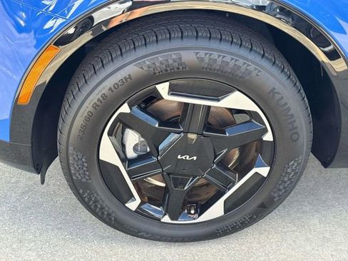 New 2026 Kia Sportage SX FWD image 6