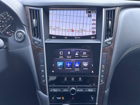 Used 2019 INFINITI Q50 Luxe w/ Essential Package (3.0T Luxe) AWD/4WD image 17