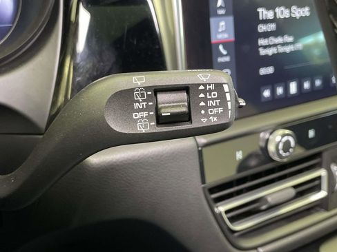 Used 2025 Porsche Macan image 43