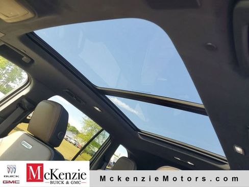 New 2026 GMC Acadia Denali Ultimate FWD image 10