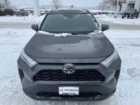 Used 2025 Toyota RAV4 XLE image 34