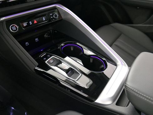 Certified 2025 Audi Q5 Premium w/ Convenience Package AWD/4WD image 22