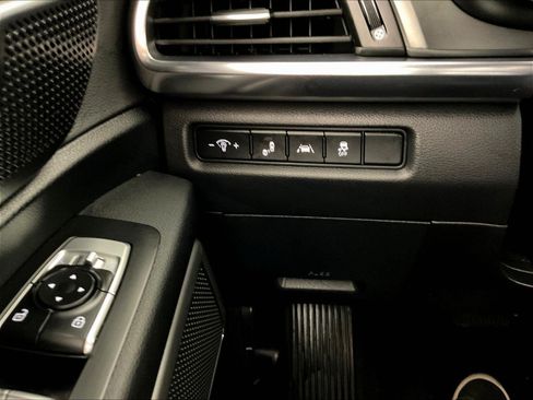 Used 2022 Kia Telluride LX AWD/4WD image 15