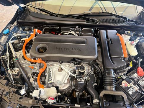 Certified 2025 Honda Civic Sport image 34