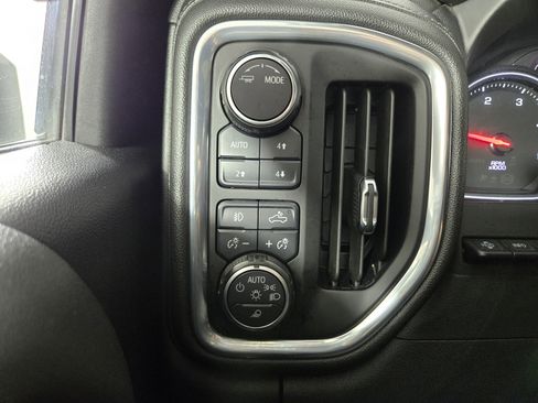 Used 2021 Chevrolet Silverado 3500 High Country w/ Z71 Off-Road Package image 32