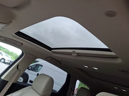 Used 2018 Buick Enclave Premium FWD image 12