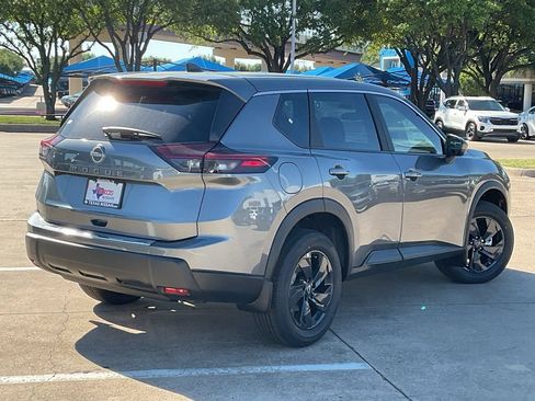 New 2026 Nissan Rogue SV w/ Cold Weather Package FWD image 5