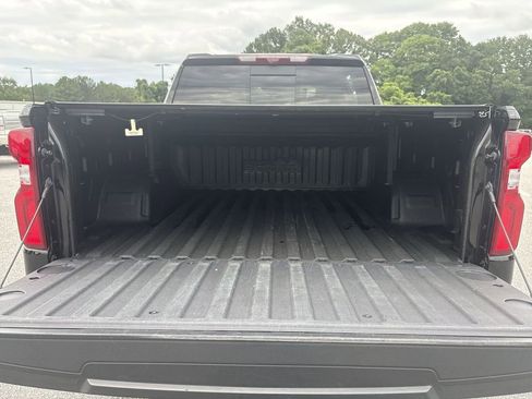 Certified 2024 Chevrolet Silverado 1500 High Country w/ Technology Package AWD/4WD image 26