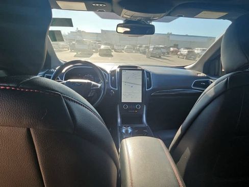 Used 2021 Ford Edge ST-Line FWD image 8