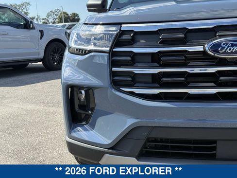 New 2026 Ford Explorer Active w/ Active Comfort Package image 10