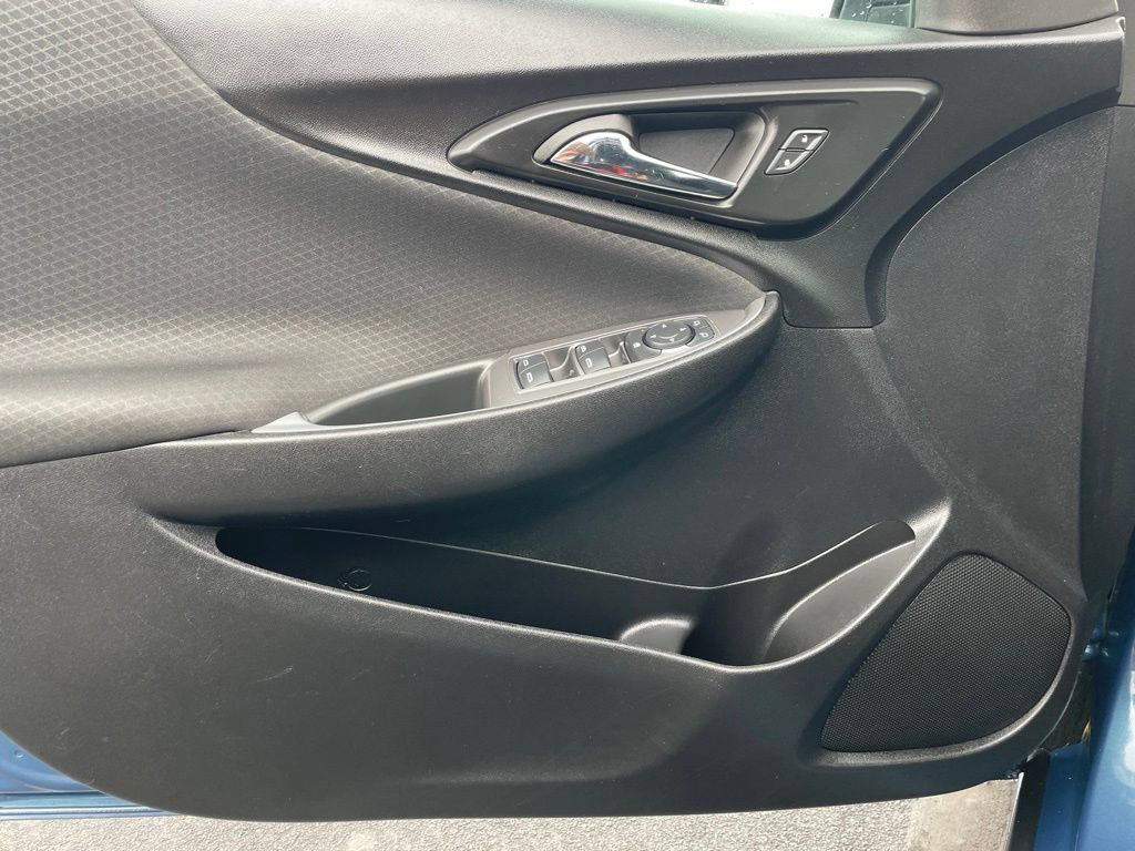 Used 2024 Chevrolet Malibu LT FWD image 16