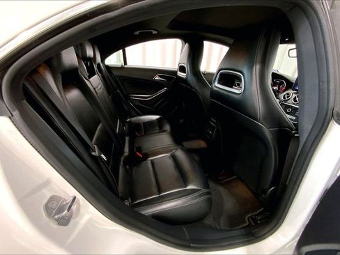 Used 2019 Mercedes-Benz CLA 250 4MATIC image 25