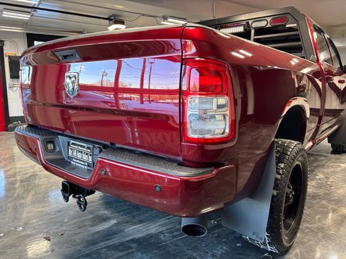 Used 2016 RAM 2500 SLT w/ Snow Chief Group image 9