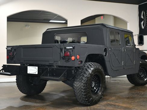 Used 1990 HUMMER H1 image 5