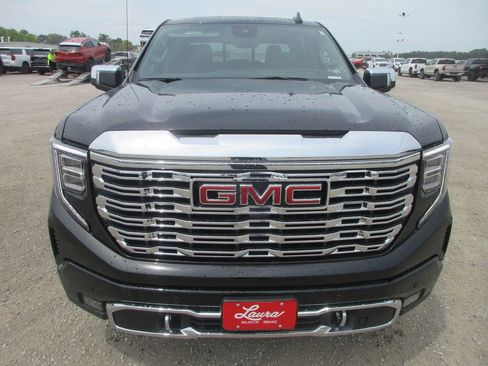 New 2026 GMC Sierra 1500 Denali AWD/4WD image 11