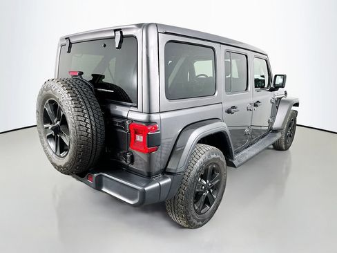 Used 2021 Jeep Wrangler Unlimited Sahara AWD/4WD image 5