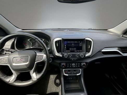 Used 2022 GMC Terrain SLT w/ Infotainment Package II AWD/4WD image 7