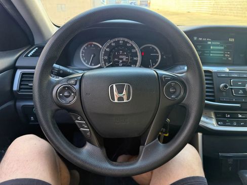 Used 2015 Honda Accord LX image 18