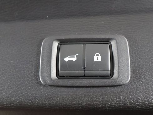 Used 2024 Mitsubishi Outlander SE image 48