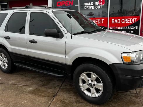 Used 2006 Ford Escape XLT image 3
