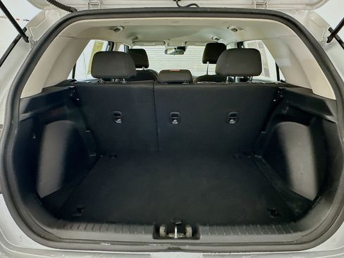Used 2021 Hyundai Venue SE FWD image 29