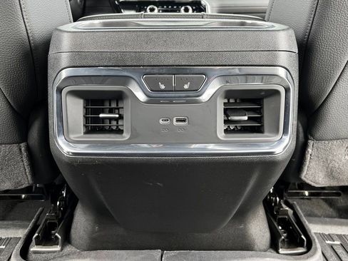 Used 2025 GMC Sierra 2500 Denali image 22