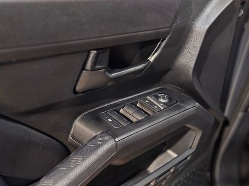 Used 2025 Toyota Tacoma SR5 image 21