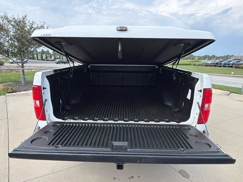 Used 2011 Chevrolet Silverado 1500 LT w/ All-Star Edition RWD image 46