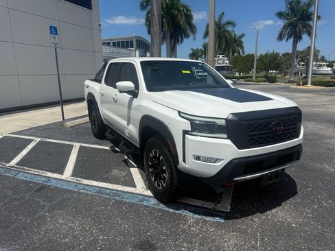 Used 2023 Nissan Frontier PRO-4X w/ Pro Convenience Package image 3