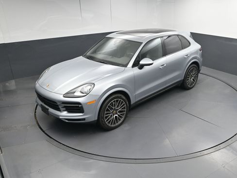 Certified 2020 Porsche Cayenne image 33