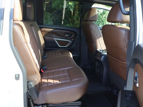 Used 2023 Nissan Titan Platinum Reserve w/ Moonroof Package AWD/4WD image 55