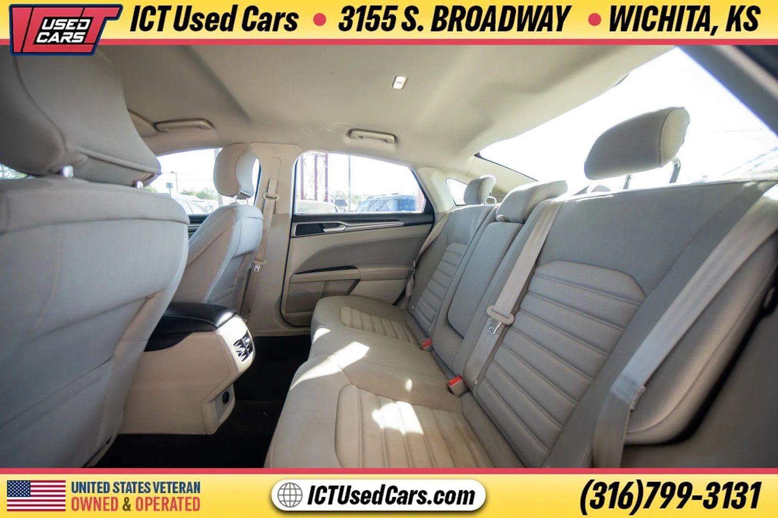 Used 2019 Ford Fusion SE FWD image 23