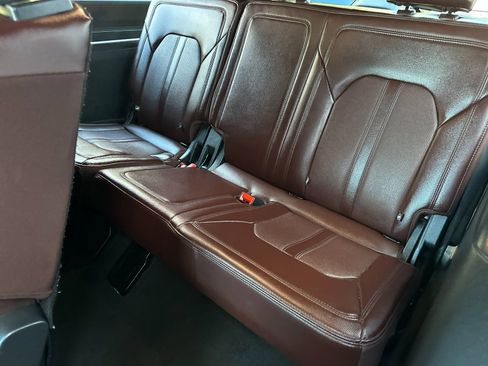 Used 2024 Ford Expedition Max Limited image 17