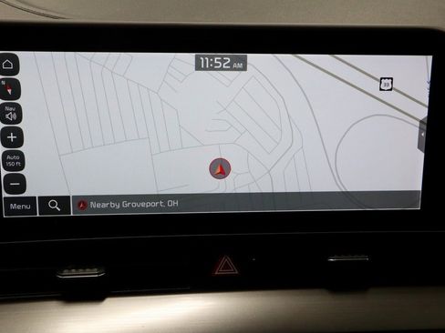 Used 2025 Kia Sportage EX w/ Premium Package image 3