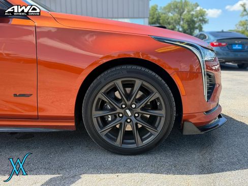 Used 2023 Cadillac CT4 V w/ Technology Package AWD/4WD image 9