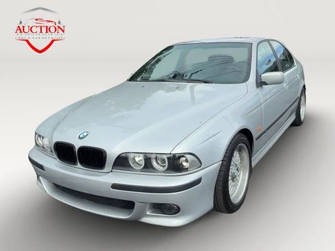 Used 2000 BMW 528i Sedan RWD image 1