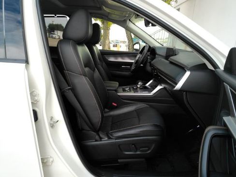 Used 2024 MAZDA CX-90 3.3 Turbo w/ Preferred Plus AWD/4WD image 23