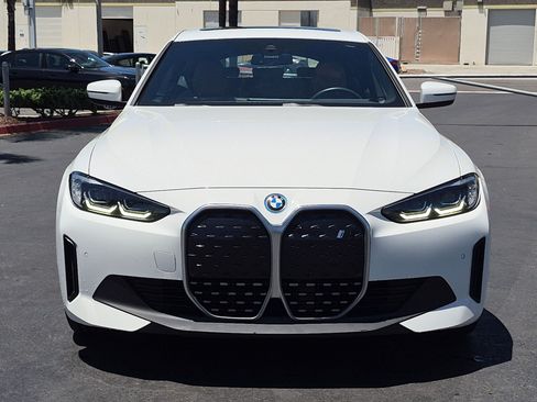 Used 2023 BMW i4 eDrive40 w/ Premium Package RWD image 3
