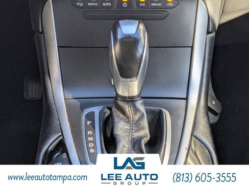 Used 2016 Ford Edge SEL image 19