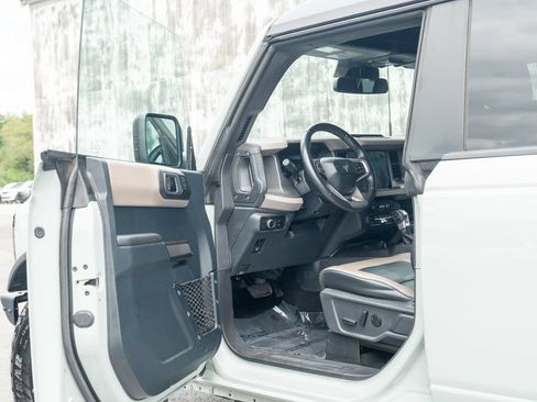 Used 2024 Ford Bronco Wildtrak AWD/4WD image 10