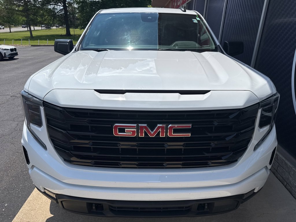 Used 2024 GMC Sierra 1500 Elevation AWD/4WD image 9