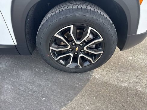 Used 2023 Chevrolet TrailBlazer ACTIV w/ Convenience Package image 27