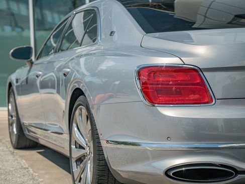 Used 2020 Bentley Flying Spur W12 AWD/4WD image 12