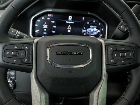 New 2026 GMC Sierra 2500 Denali w/ Denali Reserve Package AWD/4WD image 14