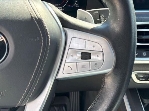 Used 2022 BMW X7 xDrive40i w/ Cold Weather Package image 22