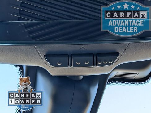 Used 2025 Land Rover Range Rover Sport SE AWD/4WD image 13