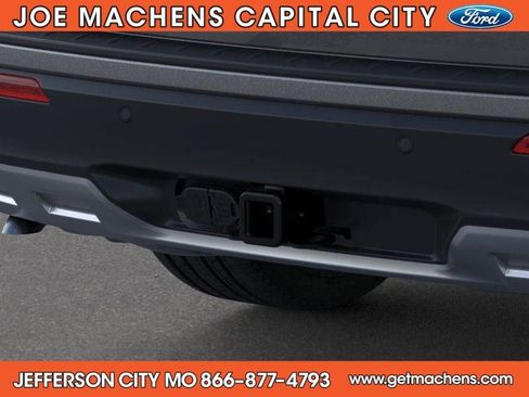 New 2026 Ford Explorer Active image 24
