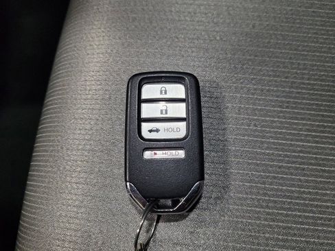 Used 2020 Honda Accord LX image 32