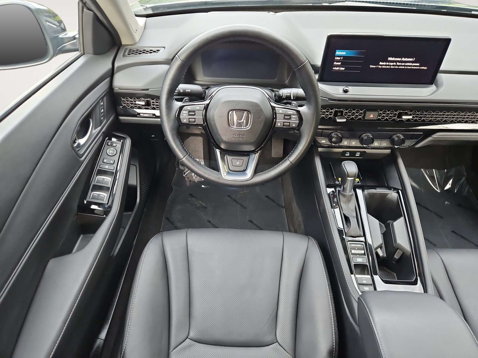 Used 2025 Honda Accord Touring image 11